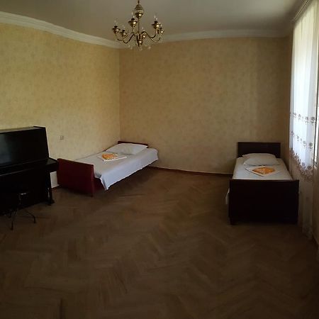 Гостевой дом SALOME Боржоми Экстерьер фото